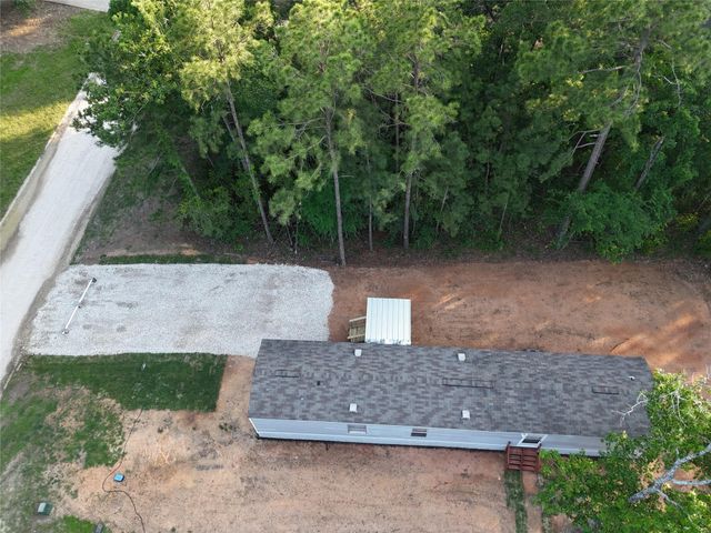 715 Windwood Drive, Livingston, TX 77351