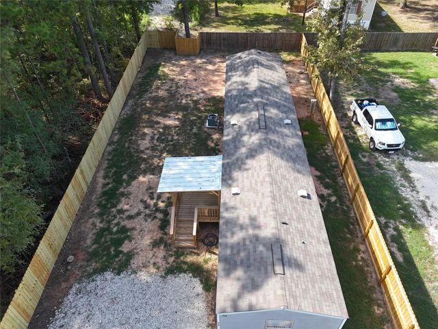 715 Windwood Drive, Livingston, TX 77351