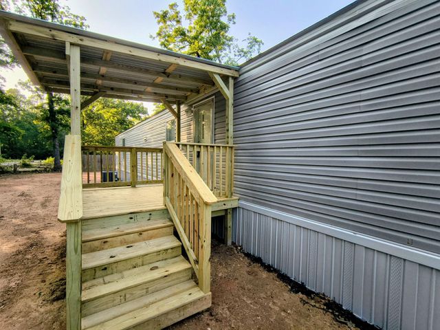 715 Windwood Drive, Livingston, TX 77351