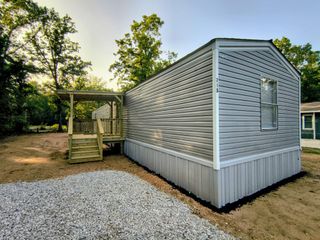 715 Windwood Drive, Livingston, TX 77351