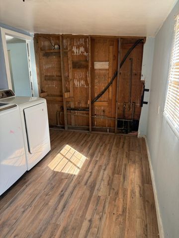 11423 Upper Applegate Road, Jacksonville, OR 97530