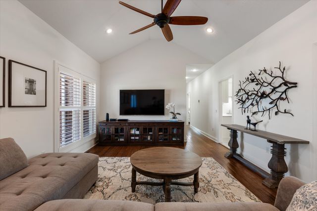 739 Joyce Ave, Lewisburg, TN 37091