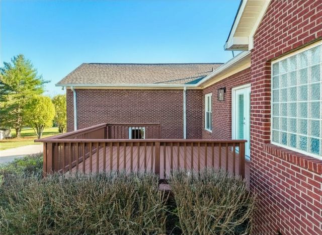 739 Joyce Ave, Lewisburg, TN 37091