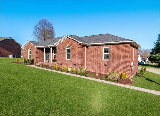 739 Joyce Ave, Lewisburg, TN 37091