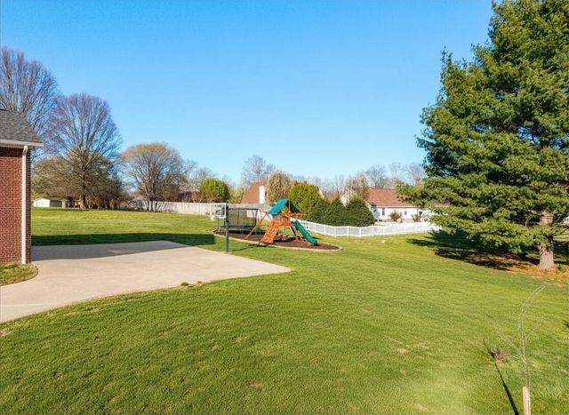 739 Joyce Ave, Lewisburg, TN 37091