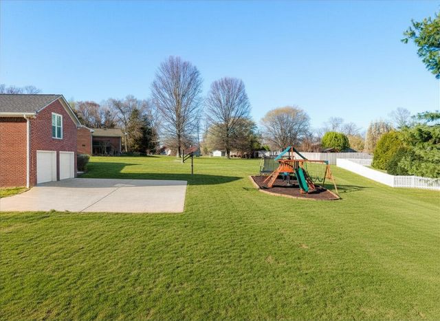 739 Joyce Ave, Lewisburg, TN 37091