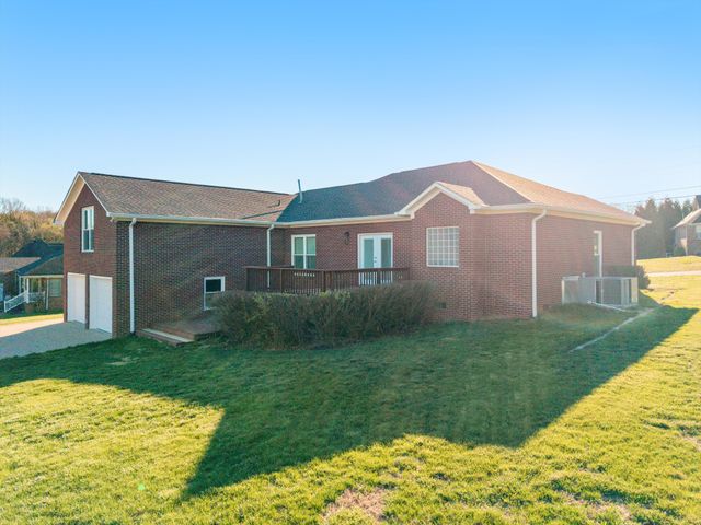 739 Joyce Ave, Lewisburg, TN 37091