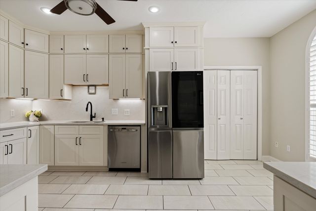 739 Joyce Ave, Lewisburg, TN 37091