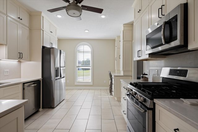 739 Joyce Ave, Lewisburg, TN 37091