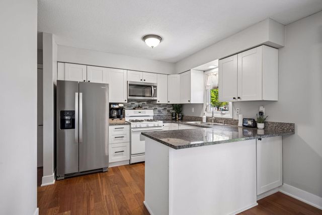 300 Ash Avenue NE, Saint Michael, MN 55376
