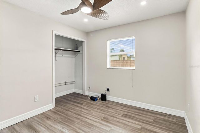 816 KNIGHT STREET, Seffner, FL 33584