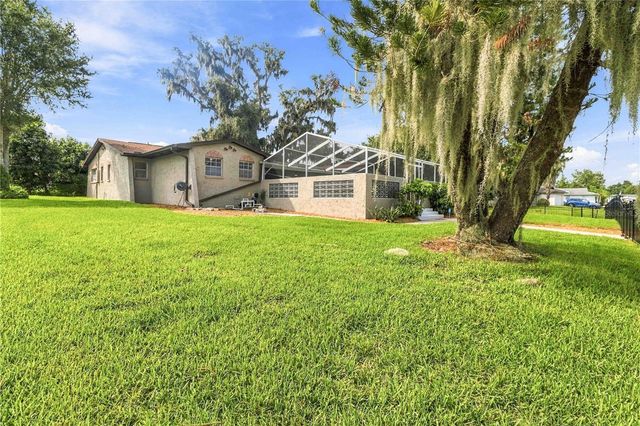 816 KNIGHT STREET, Seffner, FL 33584