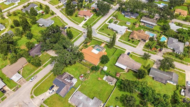 816 KNIGHT STREET, Seffner, FL 33584