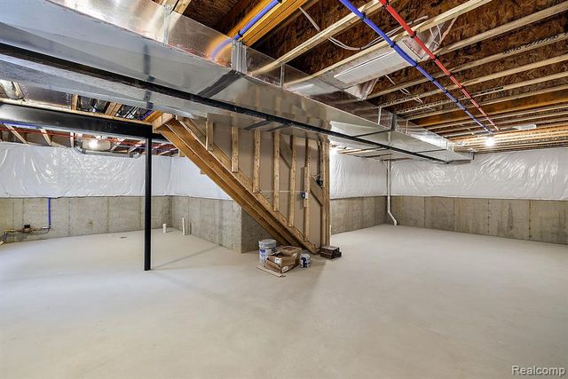 51594 Burgeon Drive, Macomb, MI 48042