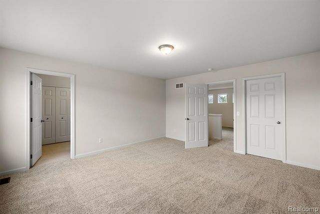 51594 Burgeon Drive, Macomb, MI 48042