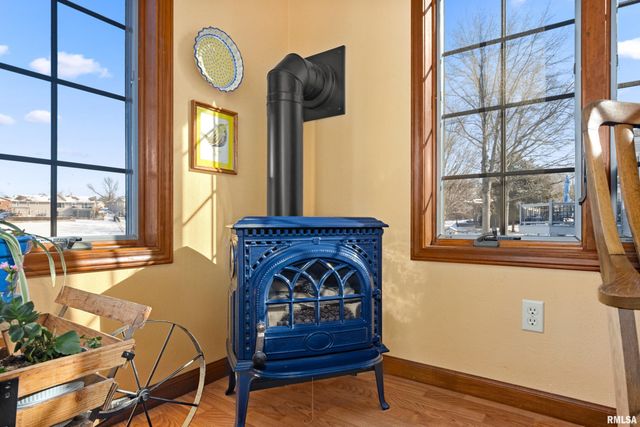 2110 HIGHWOOD Avenue, Pekin, IL 61554