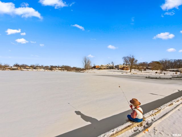 2110 HIGHWOOD Avenue, Pekin, IL 61554