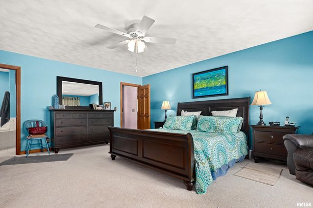 2110 HIGHWOOD Avenue, Pekin, IL 61554