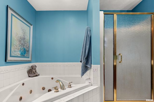 2110 HIGHWOOD Avenue, Pekin, IL 61554