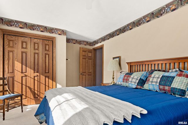 2110 HIGHWOOD Avenue, Pekin, IL 61554