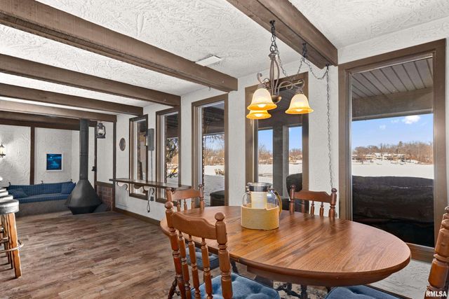 2110 HIGHWOOD Avenue, Pekin, IL 61554