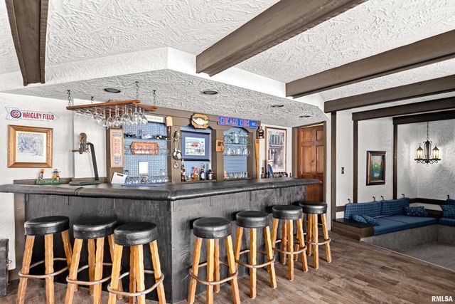 2110 HIGHWOOD Avenue, Pekin, IL 61554