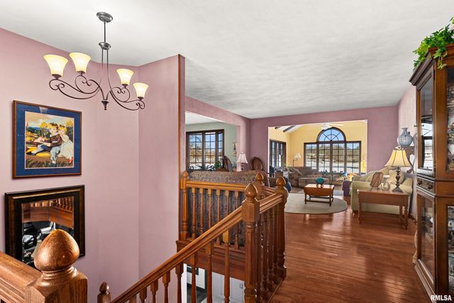 2110 HIGHWOOD Avenue, Pekin, IL 61554