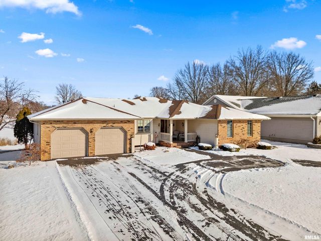 2110 HIGHWOOD Avenue, Pekin, IL 61554