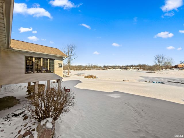 2110 HIGHWOOD Avenue, Pekin, IL 61554