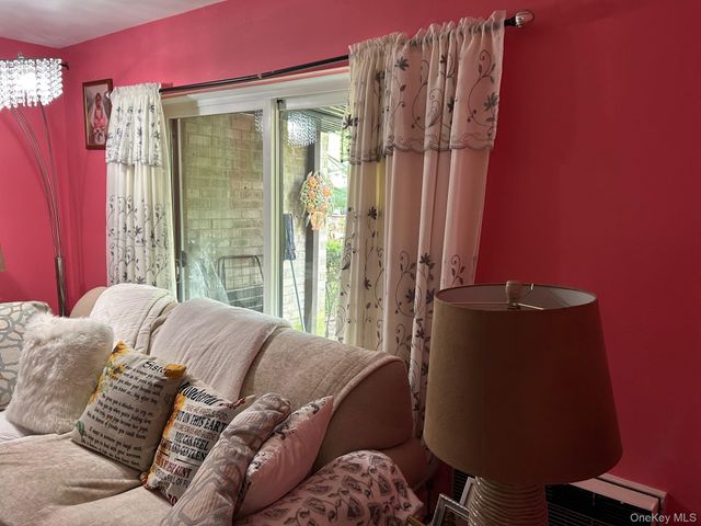 2 Secora Road C20, Monsey, NY 10952
