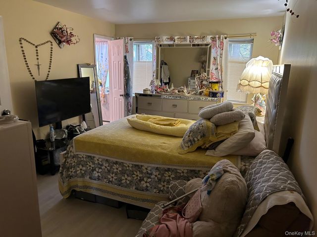 2 Secora Road C20, Monsey, NY 10952
