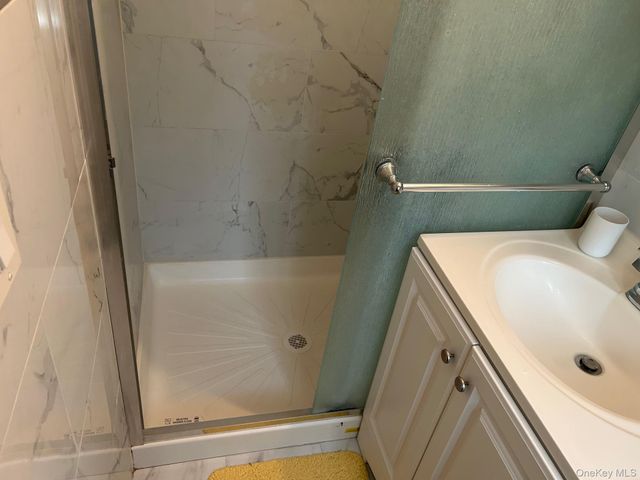 2 Secora Road C20, Monsey, NY 10952
