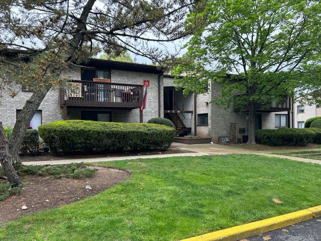2 Secora Road C20, Monsey, NY 10952