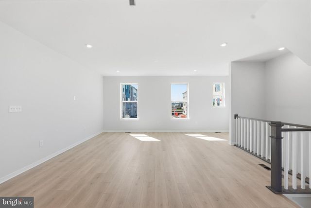 19712 SEPIA SQ, Ashburn, VA 20147