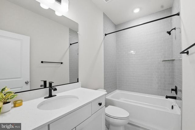 19712 SEPIA SQ, Ashburn, VA 20147