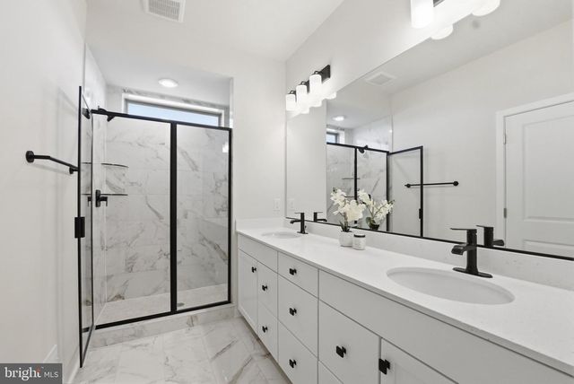 19712 SEPIA SQ, Ashburn, VA 20147