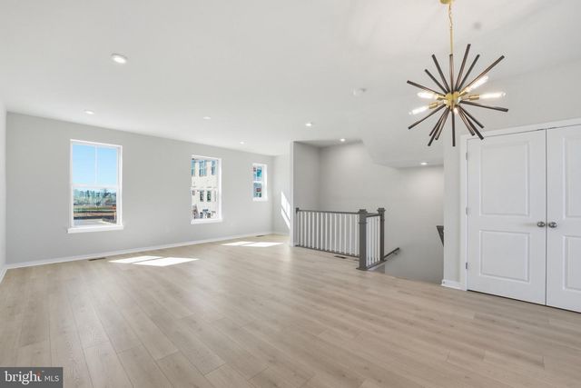 19712 SEPIA SQ, Ashburn, VA 20147