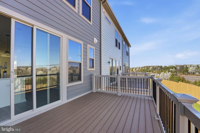 19712 SEPIA SQ, Ashburn, VA 20147