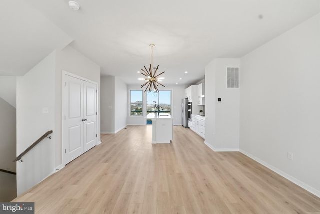 19712 SEPIA SQ, Ashburn, VA 20147