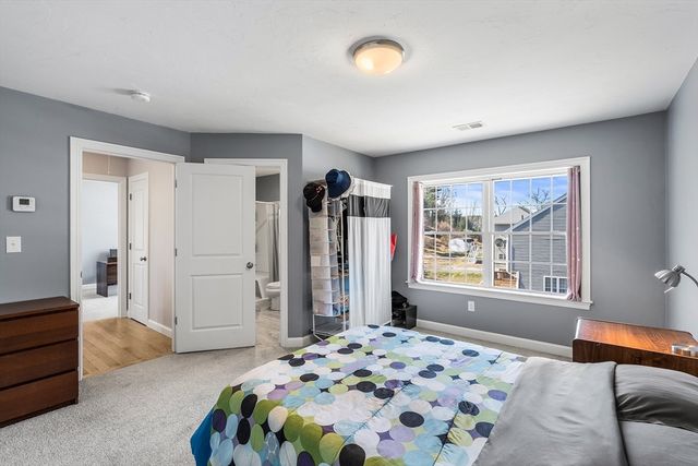 3 William Dr 3, Douglas, MA 01516