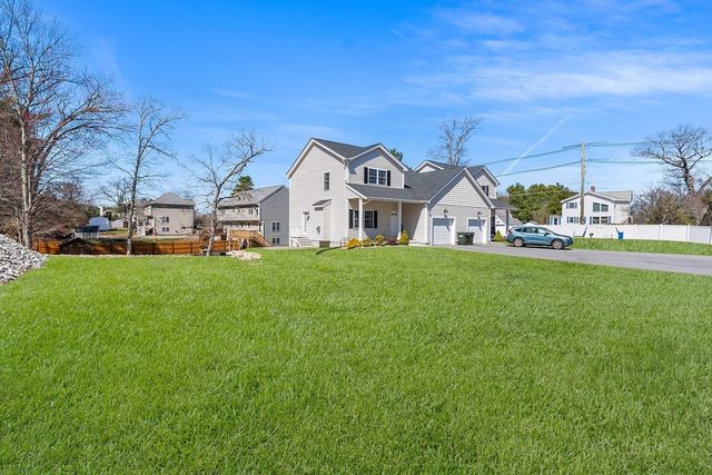 3 William Dr 3, Douglas, MA 01516