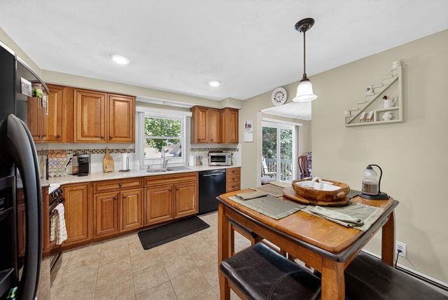 2 Garner Avenue, Johnston, RI 02919