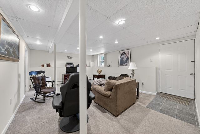 2 Garner Avenue, Johnston, RI 02919