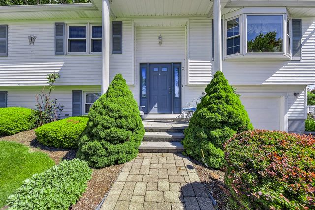 2 Garner Avenue, Johnston, RI 02919