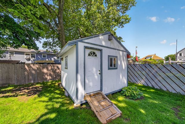 2 Garner Avenue, Johnston, RI 02919