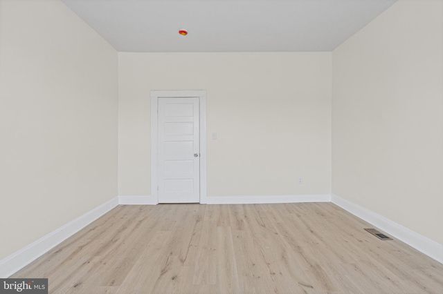 2022 CLIFTWOOD AVE, Baltimore, MD 21213