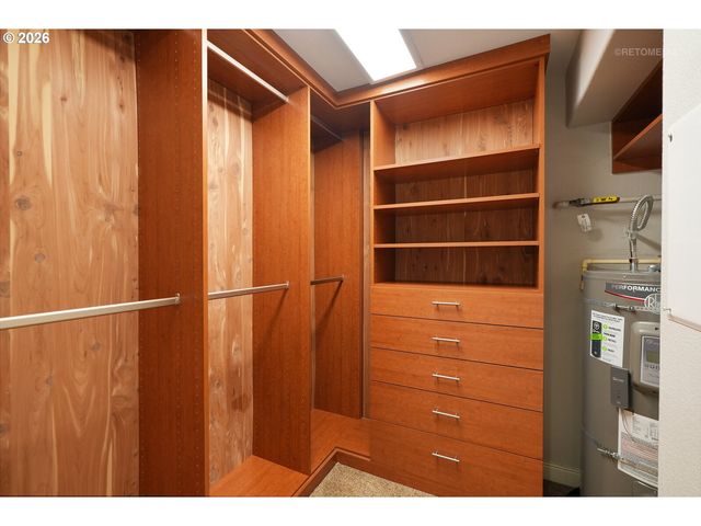 6279 Ne CARILLION Dr 102, Hillsboro, OR 97124