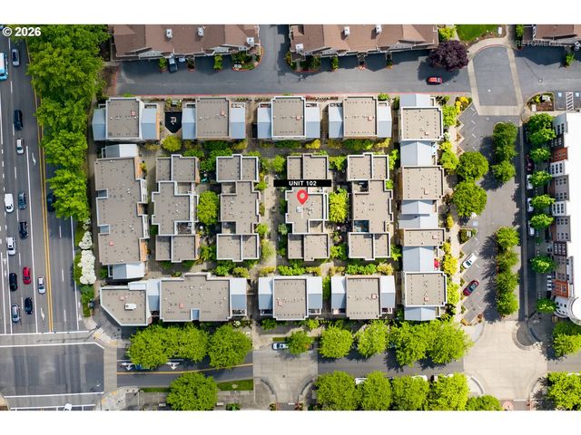 6279 Ne CARILLION Dr 102, Hillsboro, OR 97124