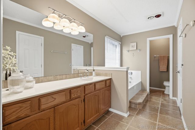 7932 S 77th East Avenue, Tulsa, OK 74133