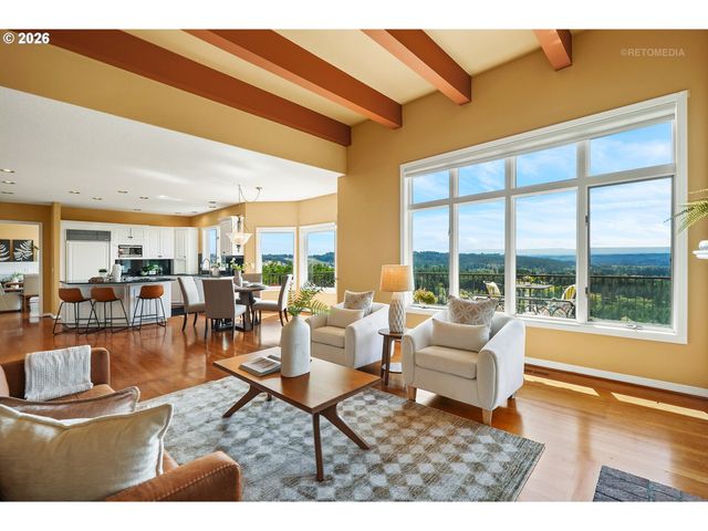 18500 RAY RIDGE Dr, Lake Oswego, OR 97034
